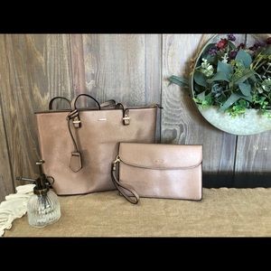 Rose gold Tote with zipper and clutch